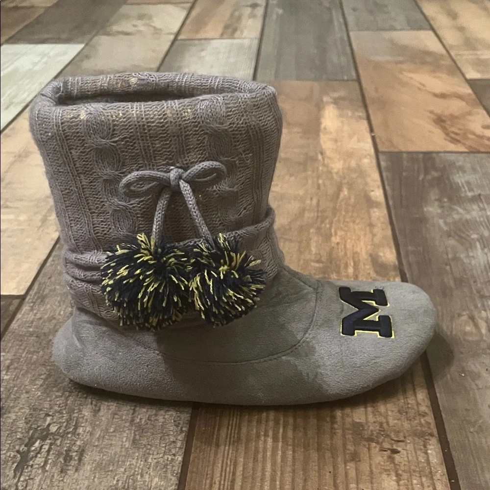 Gray University of Michigan Booties with Pom Poms and gold sequins detail NWOT - Picture 5 of 12